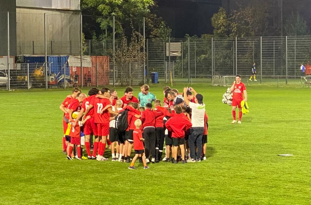Knapper Heimsieg gegen Austria XIII